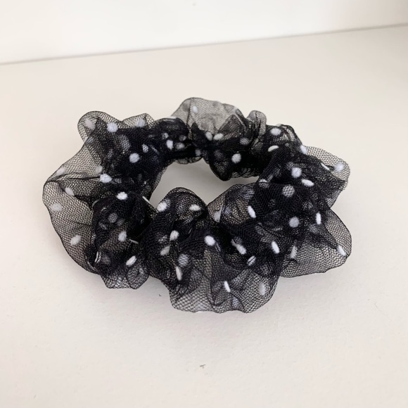 NWOT Sheer polka dot scrunchie - Picture 4 of 10